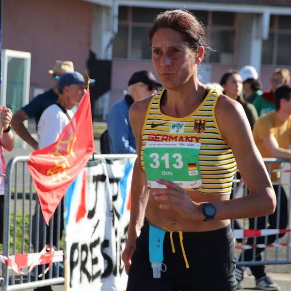 Katrin Ochs (LG Filder) mit herausragender Leistung und Platz 11 beim 24 Stundenlauf in Albi (Frankreich).